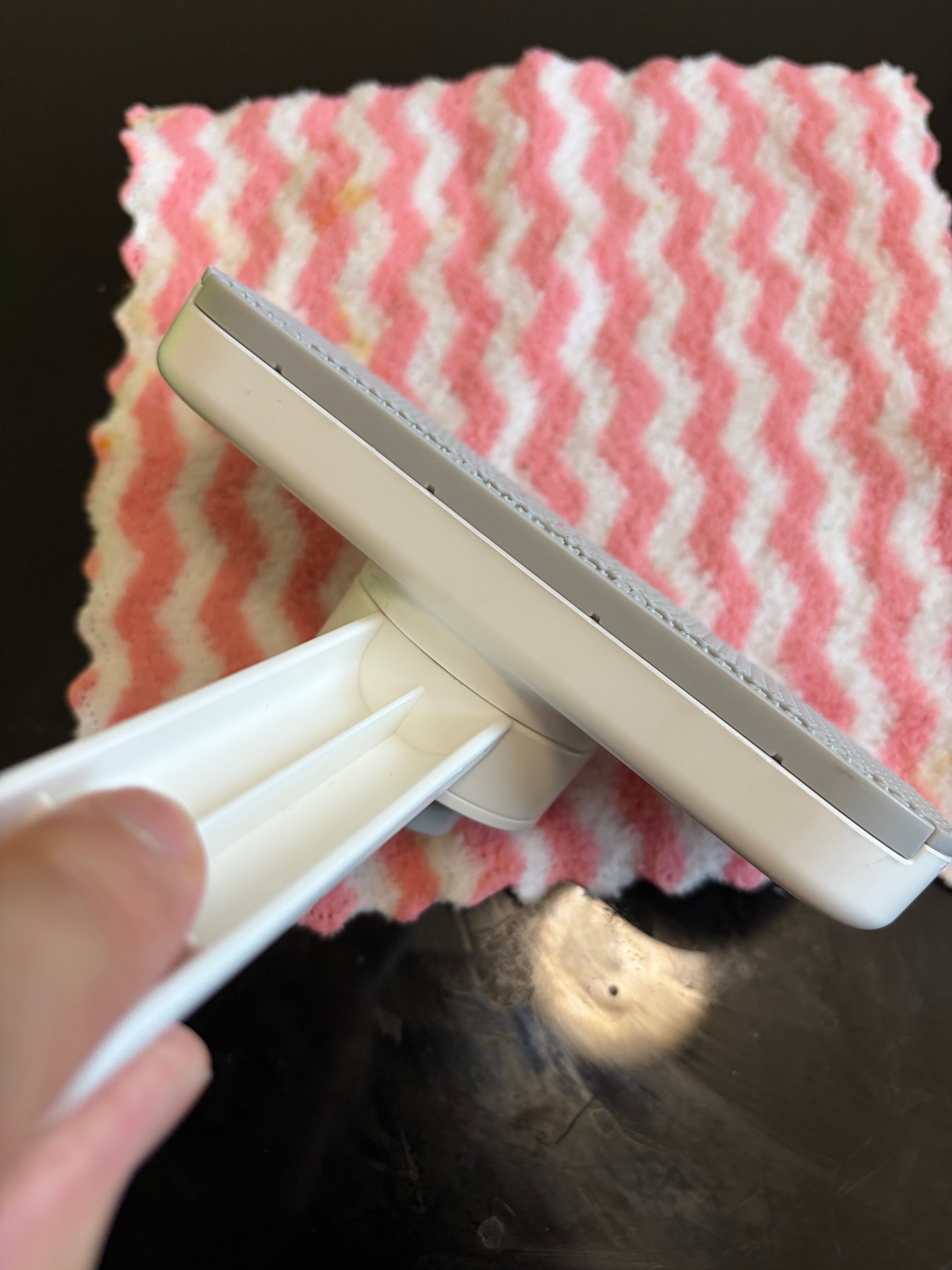 Push-Button Cloth-Grip Cleaner with Adjustable Handle