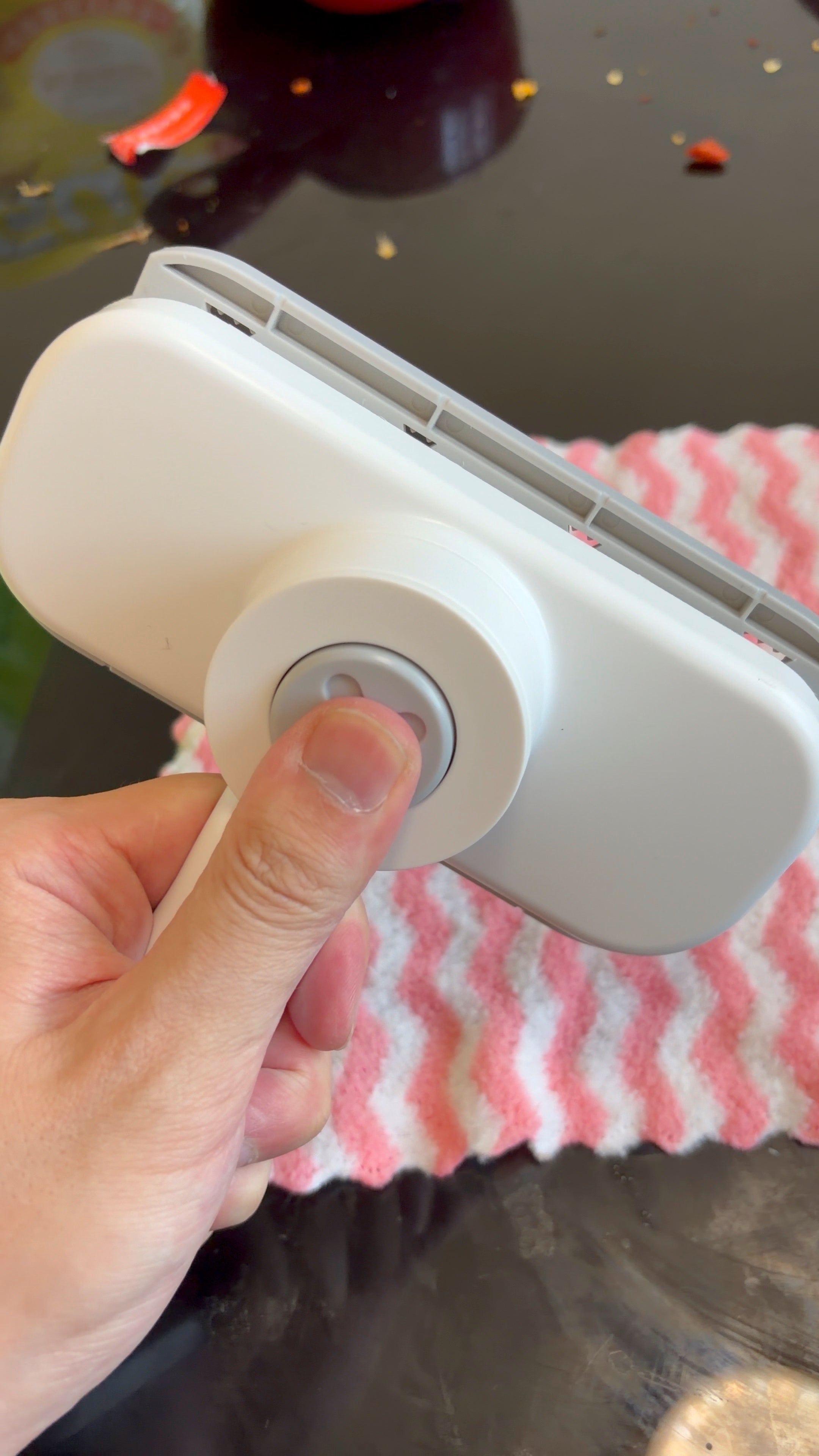 Push-Button Cloth-Grip Cleaner with Adjustable Handle